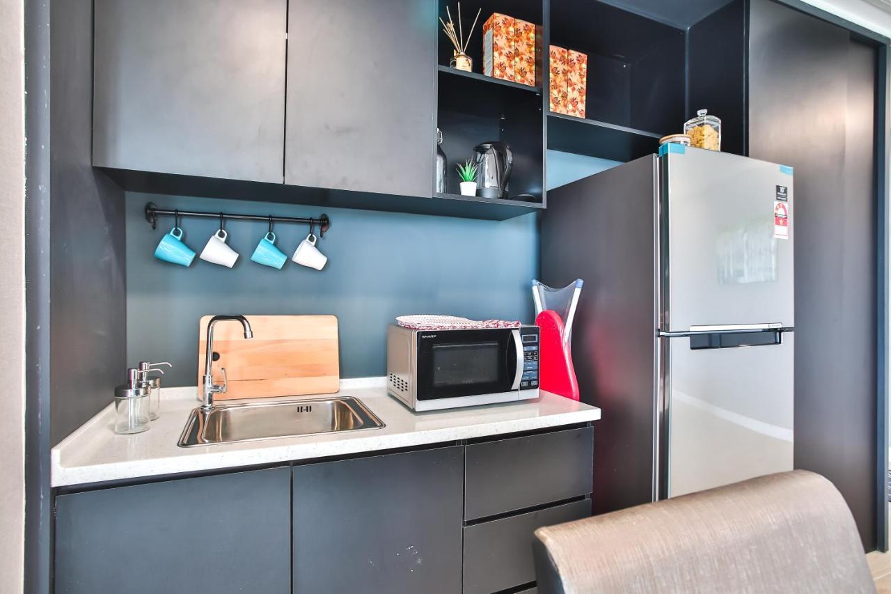 Comfy 2-bedroom With Large Balcony By Shamori Near The Curve, One Utama, Ikea Damansara * Petaling Jaya